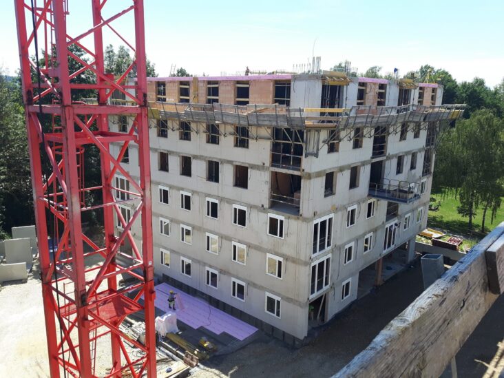 Ansicht der Baustelle wärend einer Begehung