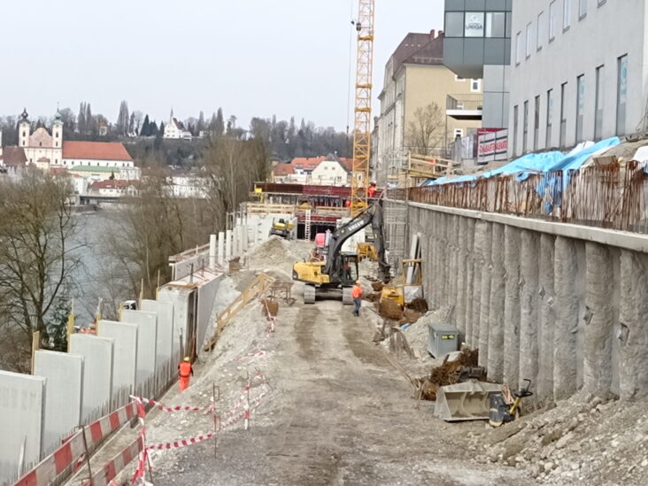 Stadtplatzagarage Übersicht Baustelle